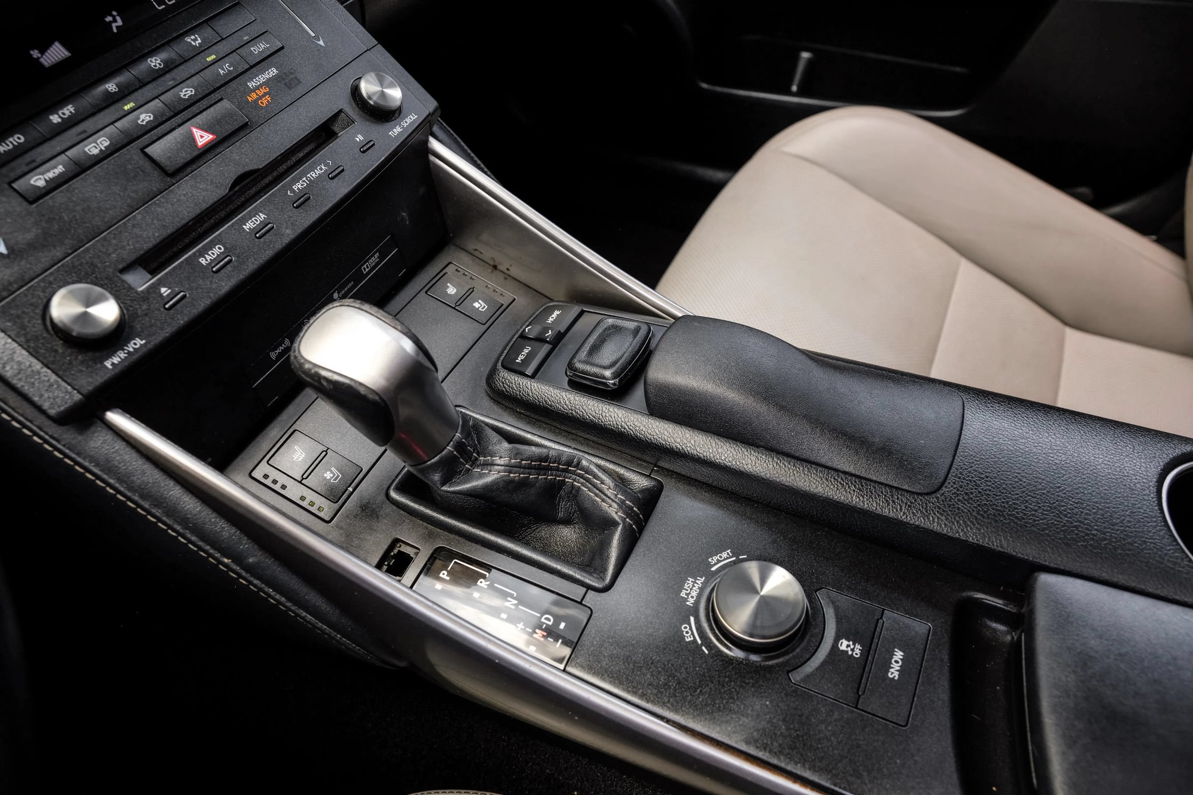 Used 2015 Lexus IS 350 w/ Navigation System Package RWD image 32