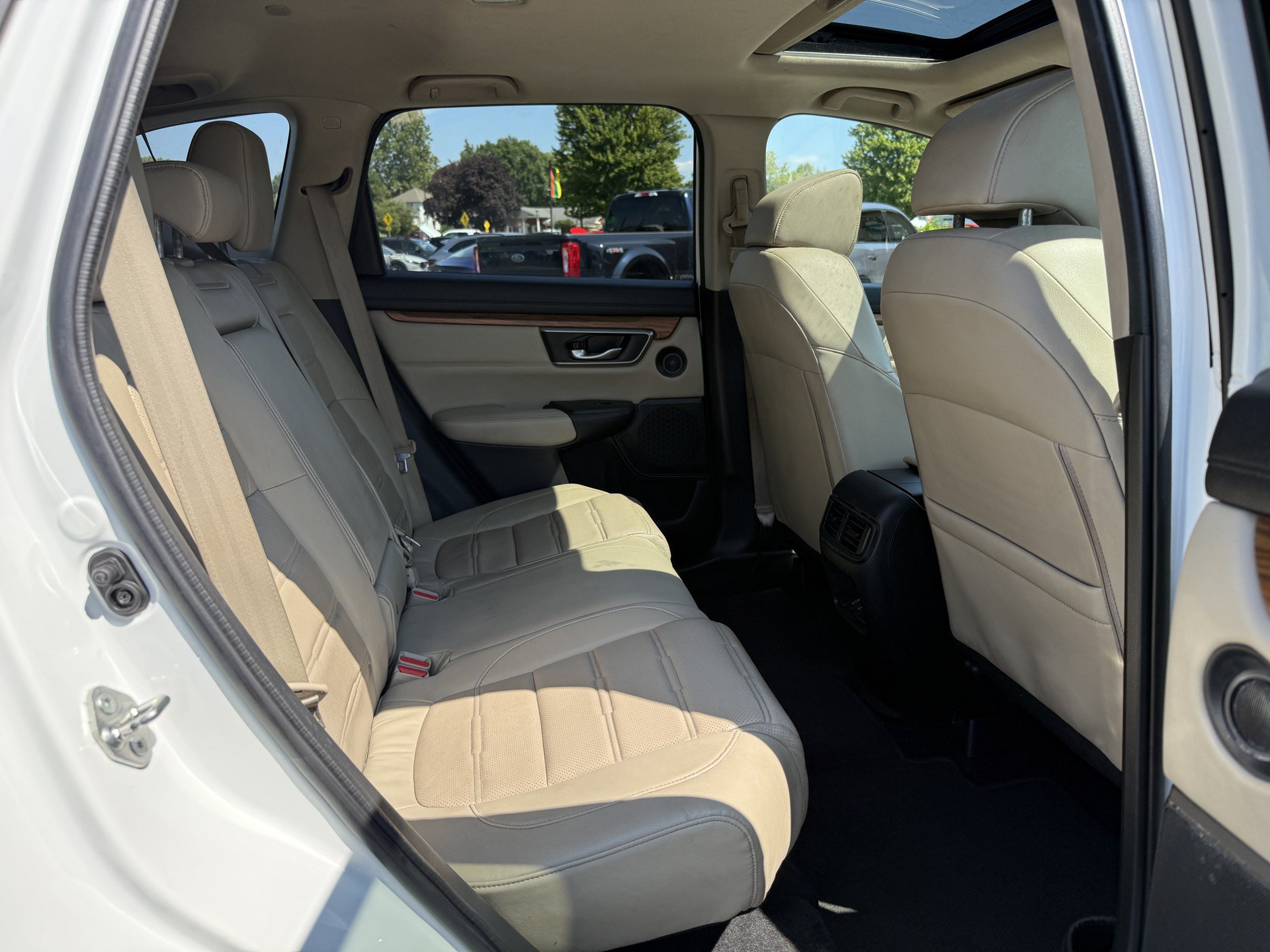 Used 2018 Honda CR-V EX-L image 25
