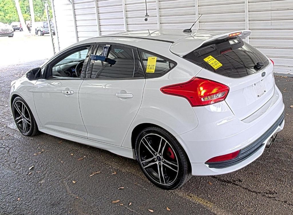 Used 2015 Ford Focus ST image 3