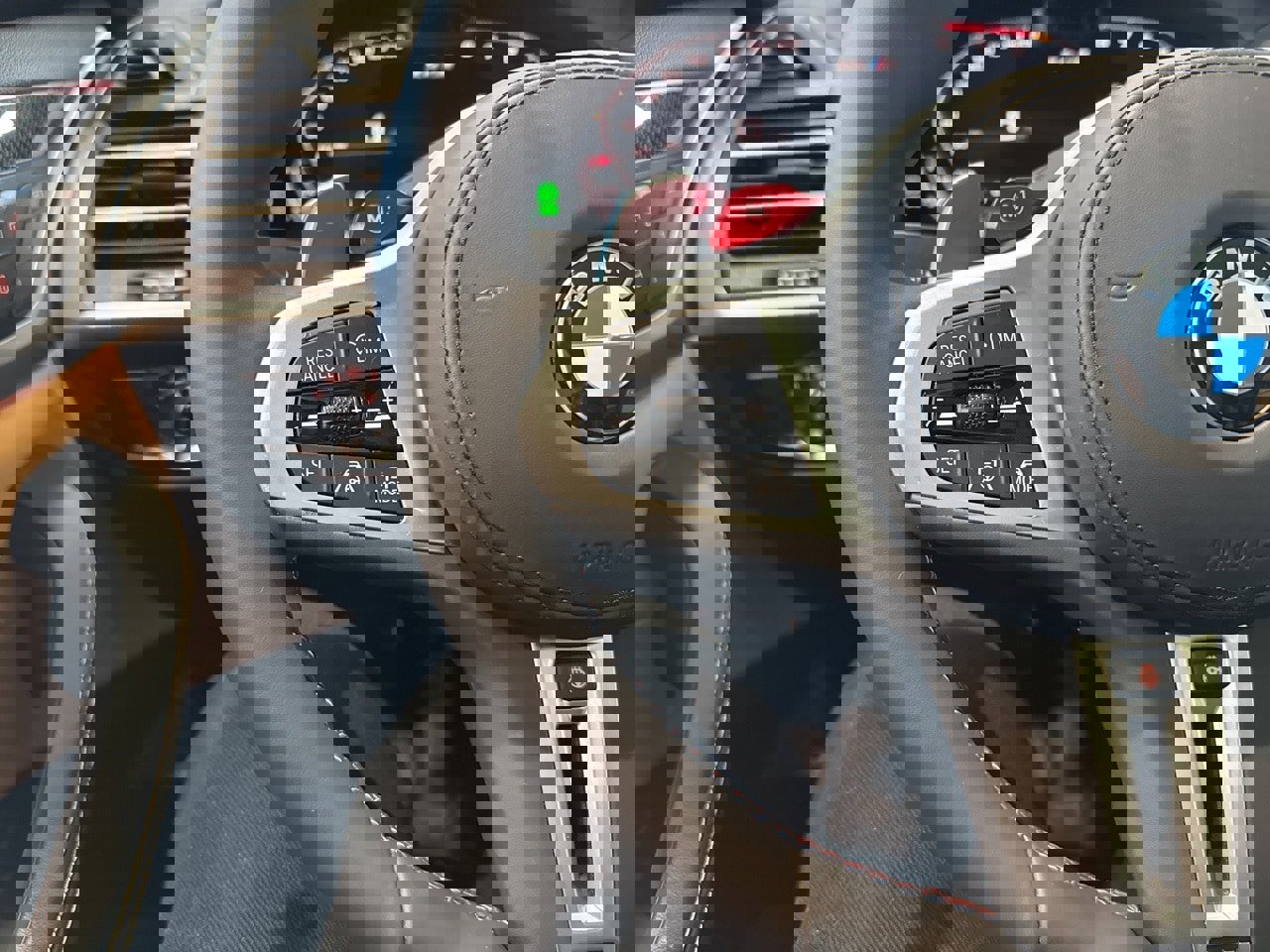 New 2025 BMW X4 M w/ Competition Package image 20