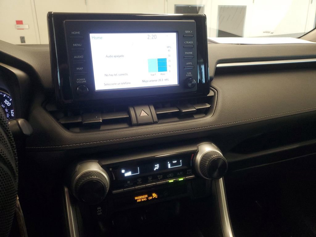 Used 2019 Toyota RAV4 LE image 24