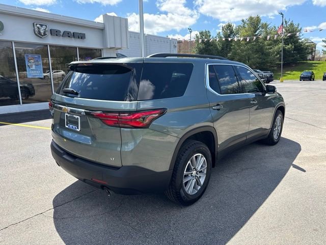 Used 2023 Chevrolet Traverse LT AWD/4WD image 3