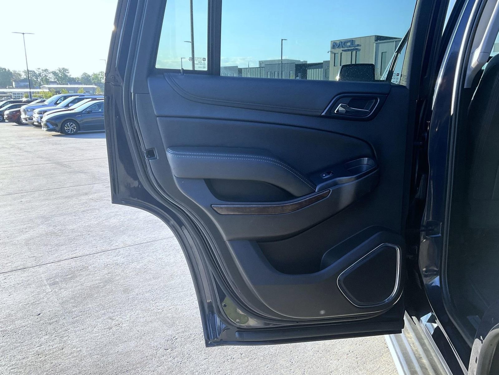 Used 2020 Chevrolet Tahoe LT AWD/4WD image 18