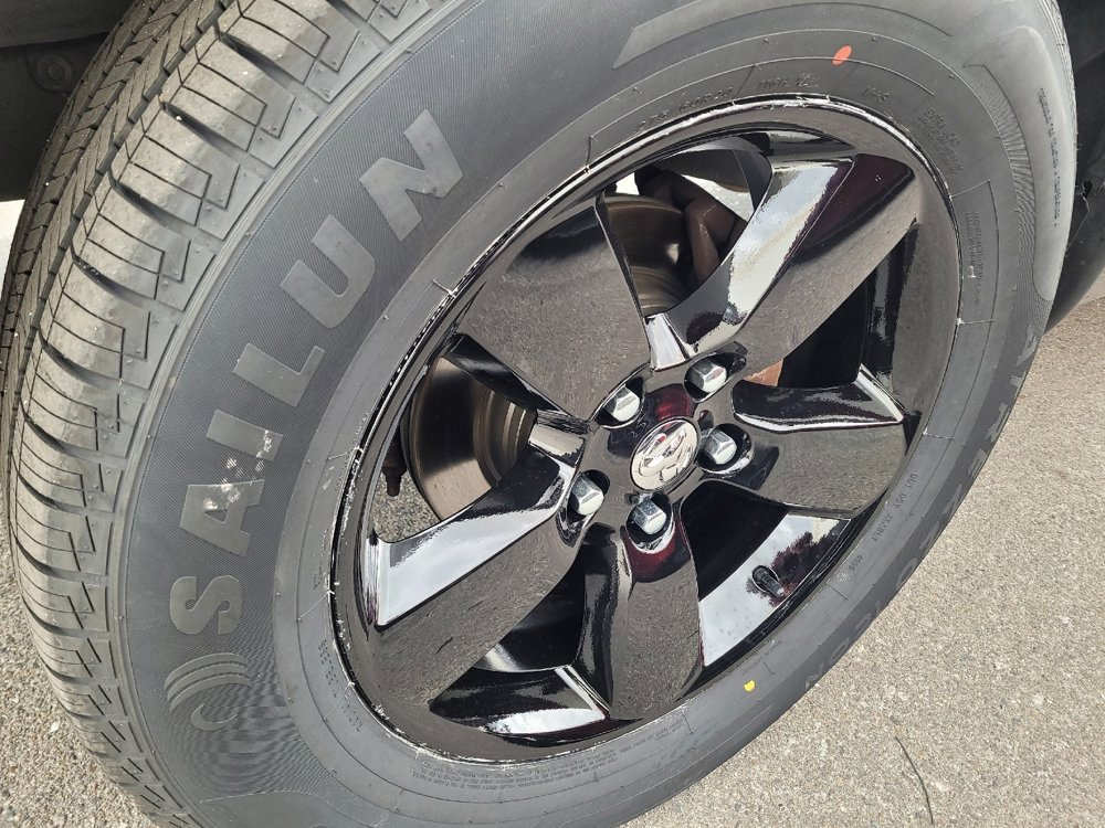 Used 2015 RAM 1500 Express RWD image 31