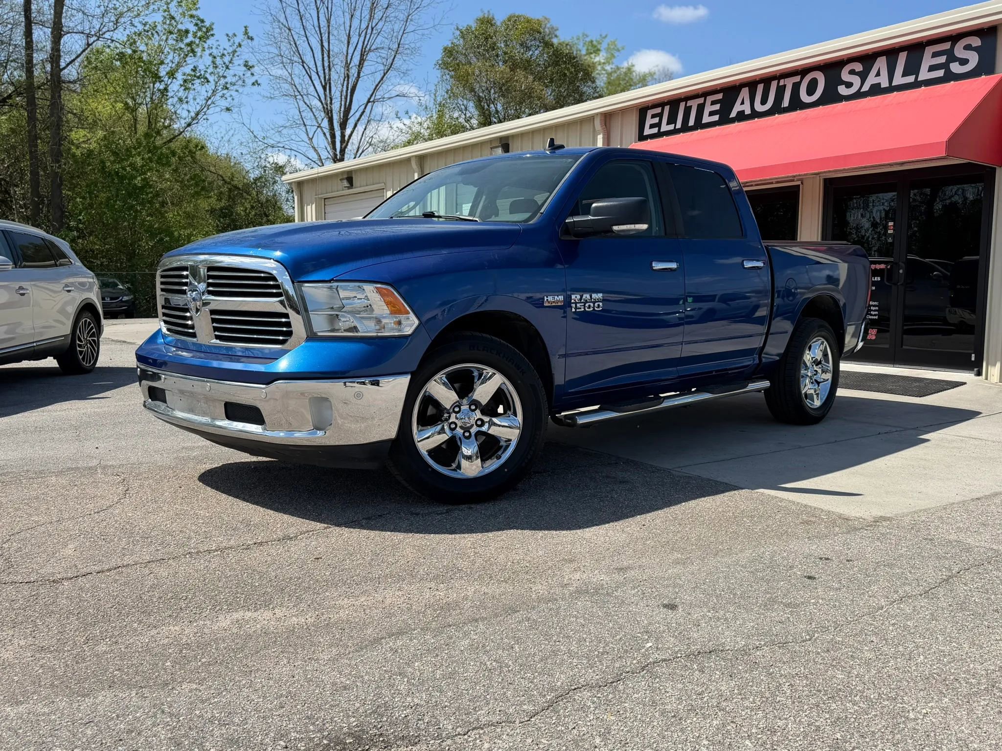 Used 2016 RAM 1500 Big Horn image 3