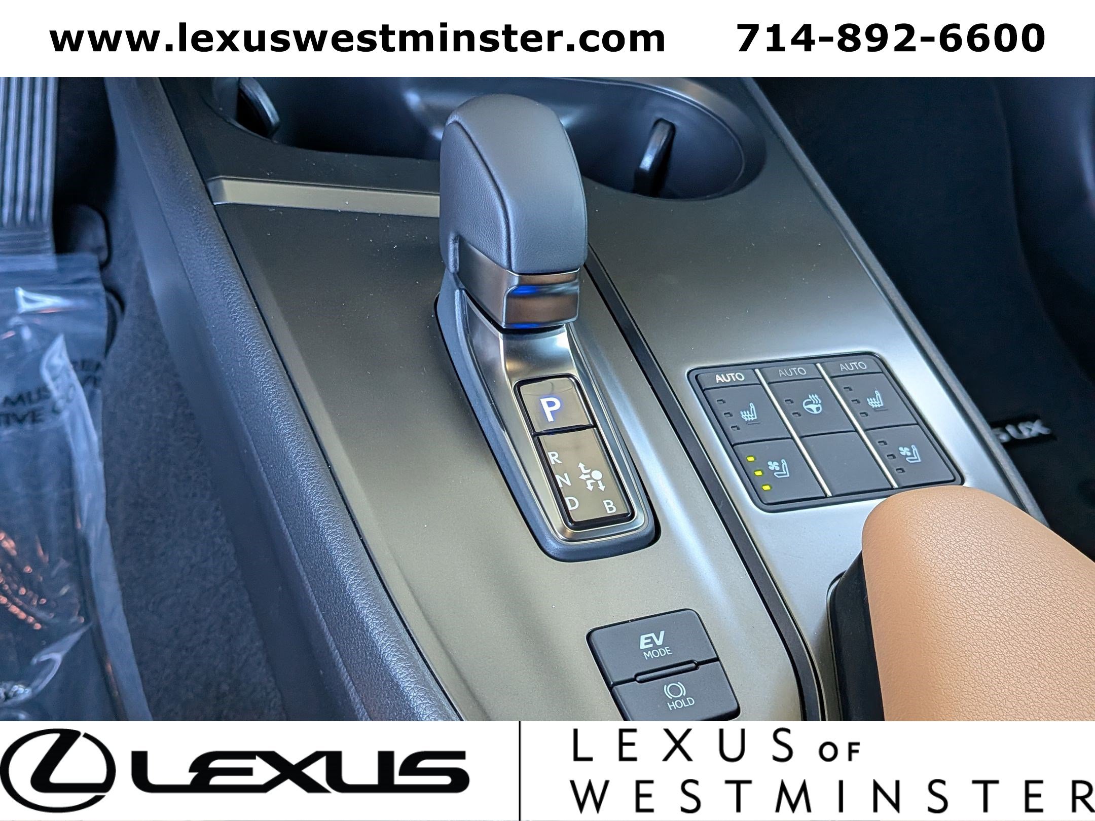 New 2026 Lexus UX 300h FWD image 13