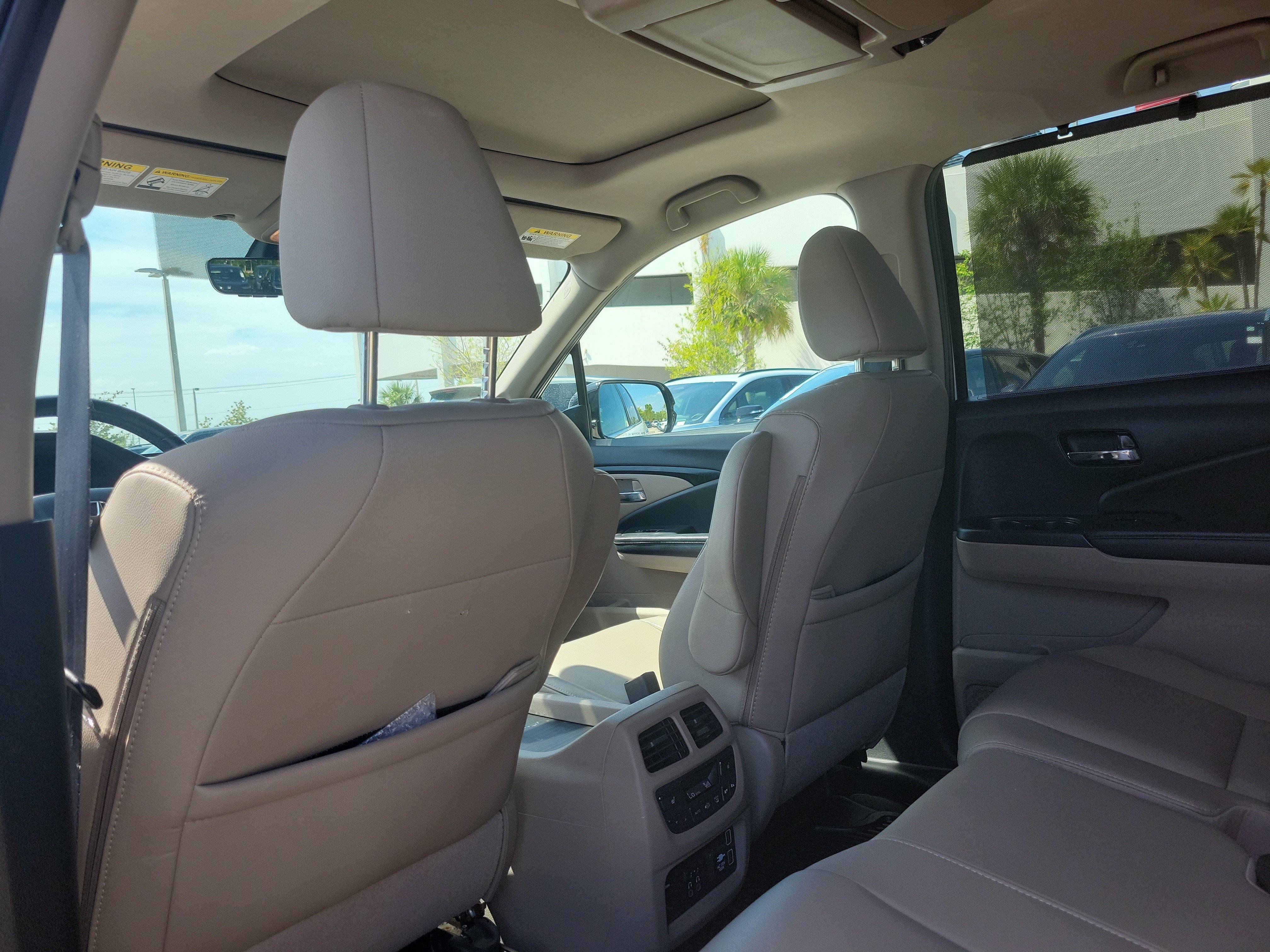 Used 2021 Honda Pilot Touring image 16