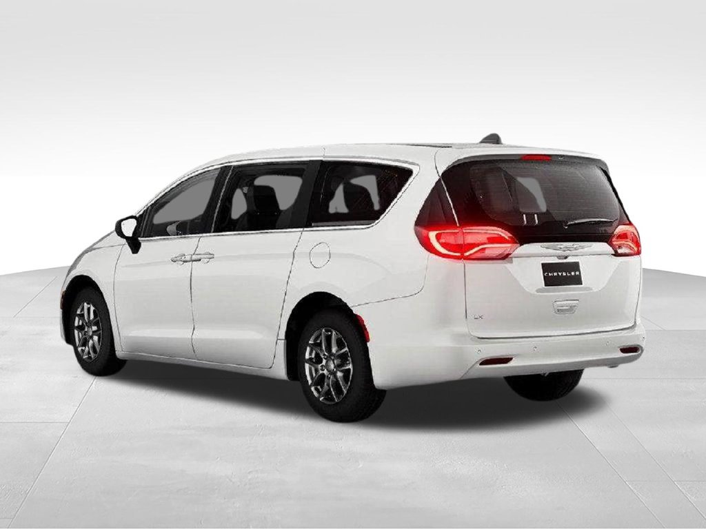 New 2027 Chrysler Pacifica LX FWD image 4