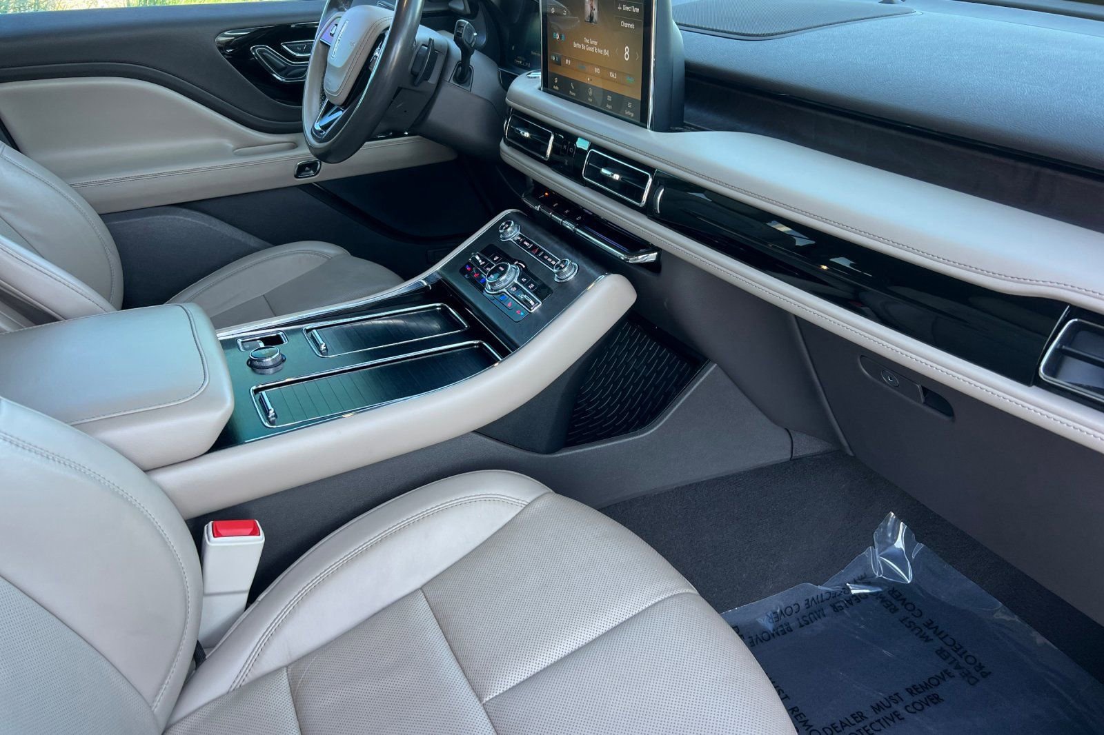 Used 2020 Lincoln Aviator Reserve w/ Equipment Group 201A RWD image 19
