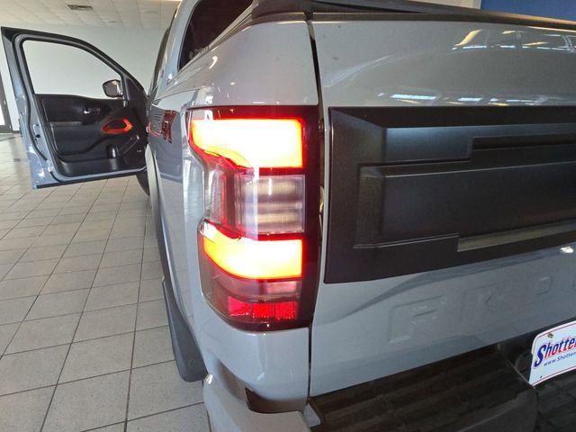 Used 2025 Nissan Frontier PRO-4X w/ Pro Convenience Package image 28