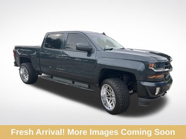 Used 2018 Chevrolet Silverado 1500 LT w/ Texas Edition AWD/4WD image 1
