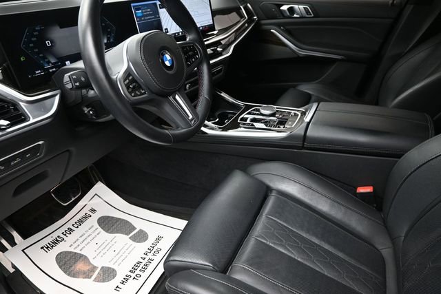 Used 2025 BMW X7 M60i AWD/4WD image 18