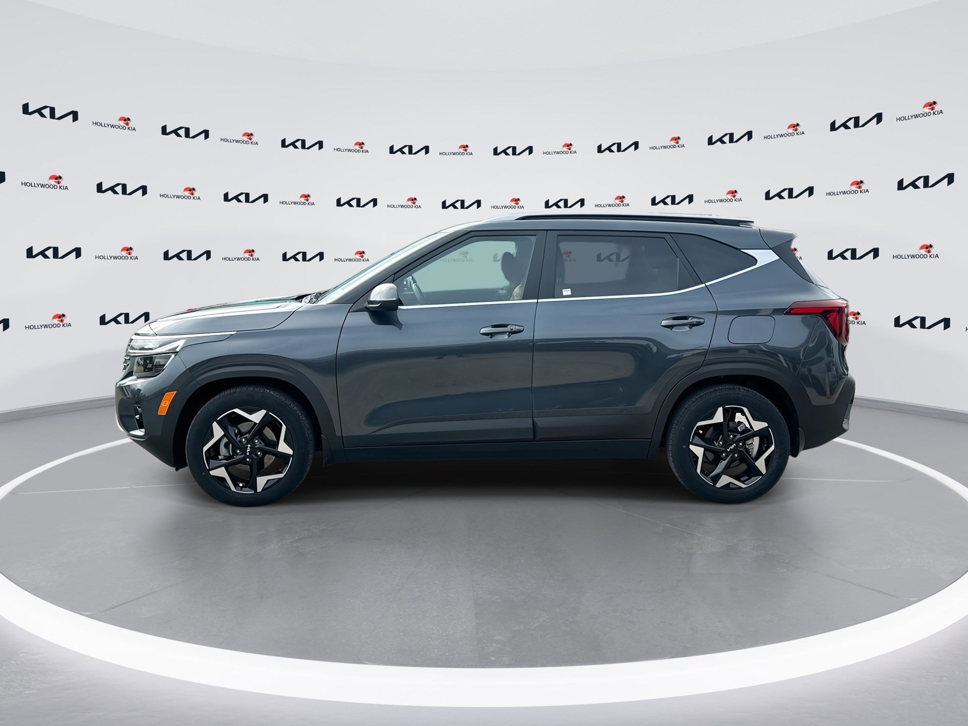 Certified 2024 Kia Seltos EX image 5