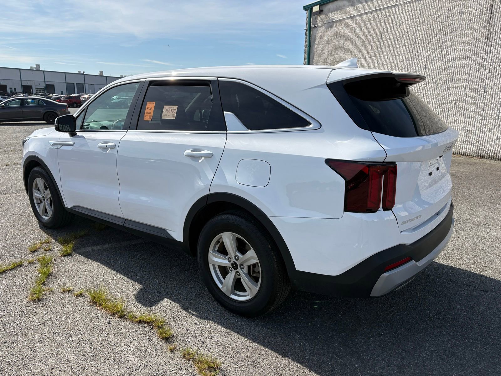 Used 2024 Kia Sorento LX image 5