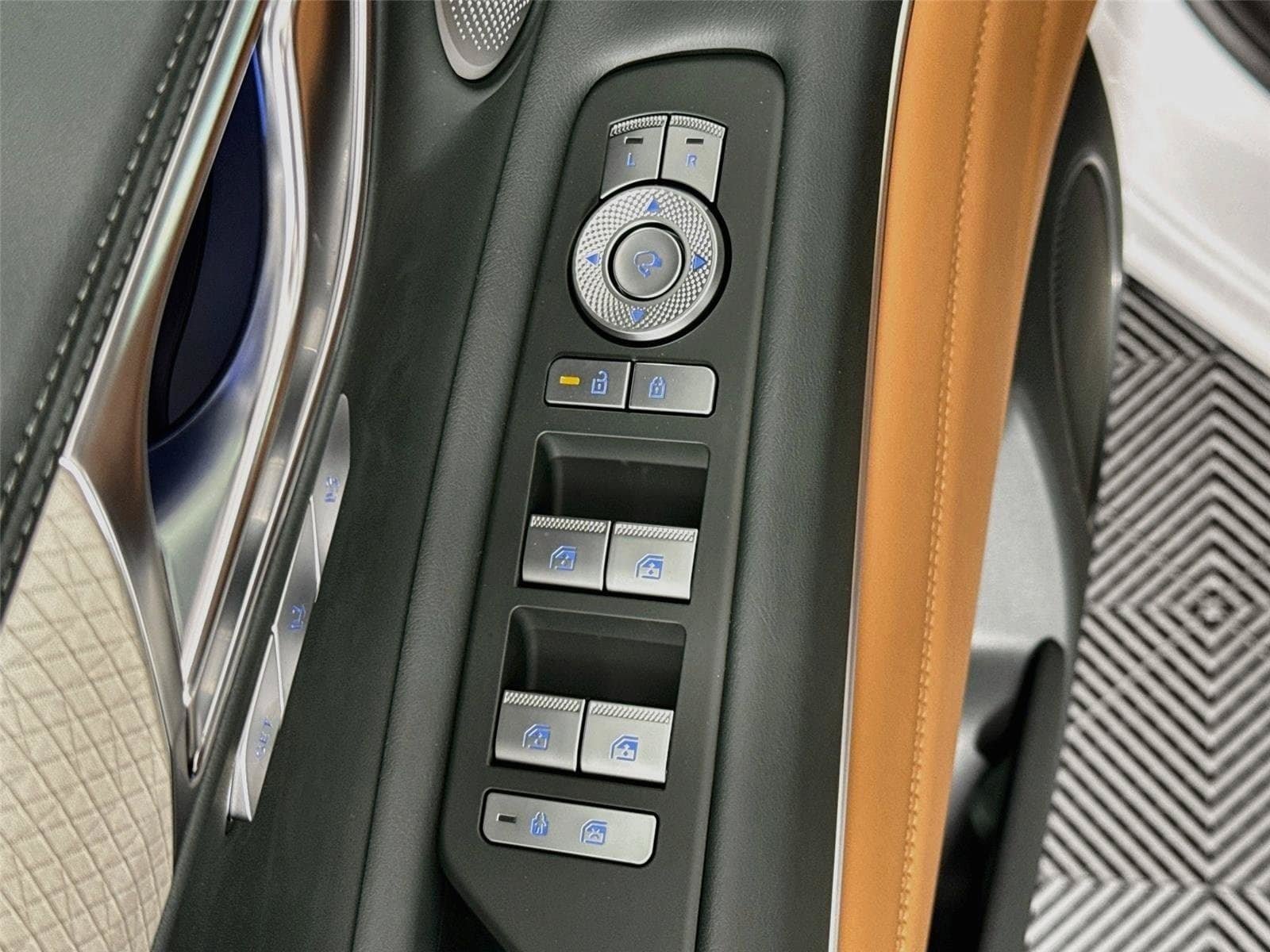 New 2027 Genesis GV80 2.5T Prestige AWD/4WD image 20
