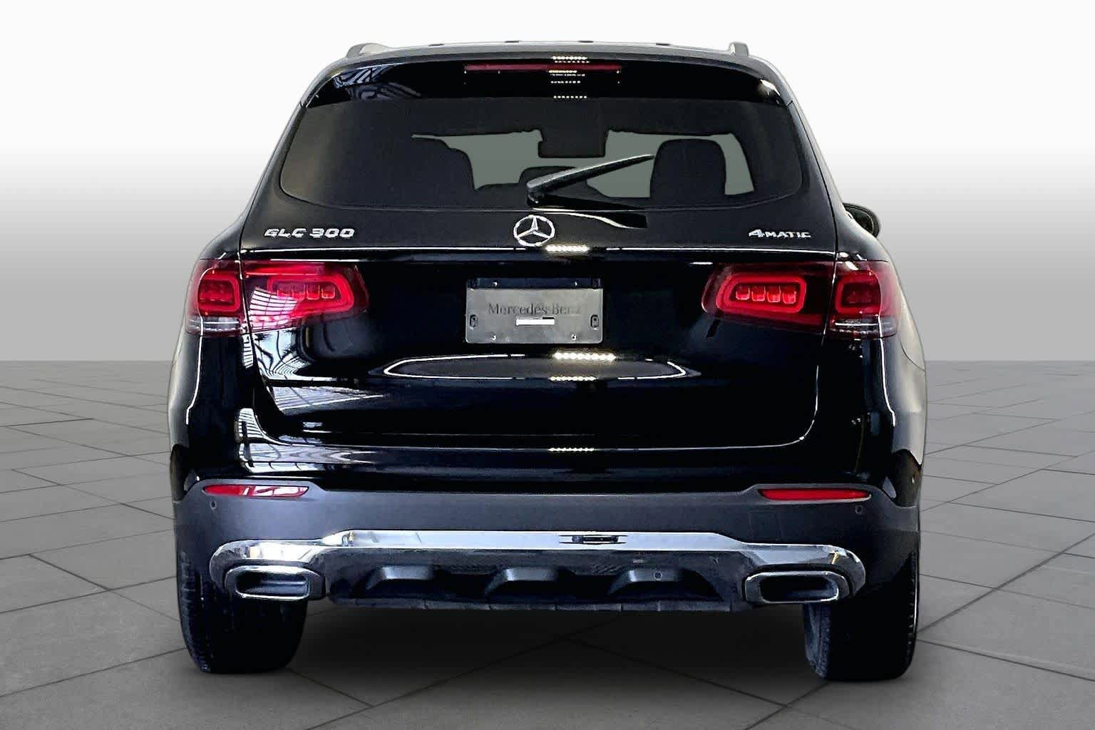 Used 2022 Mercedes-Benz GLC 300 4MATIC image 5