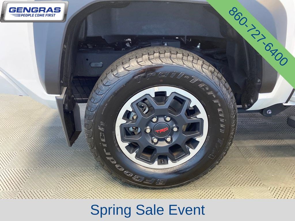 Used 2024 Toyota Tacoma TRD Off-Road AWD/4WD image 32