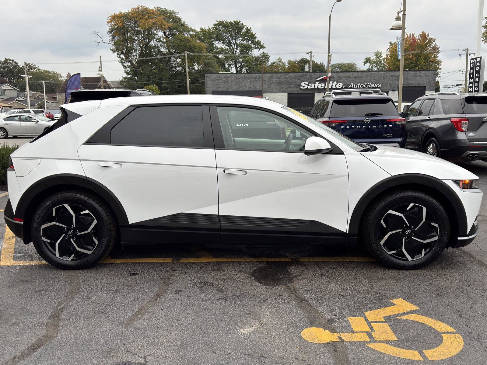 Used 2023 Hyundai Ioniq 5 SEL image 8