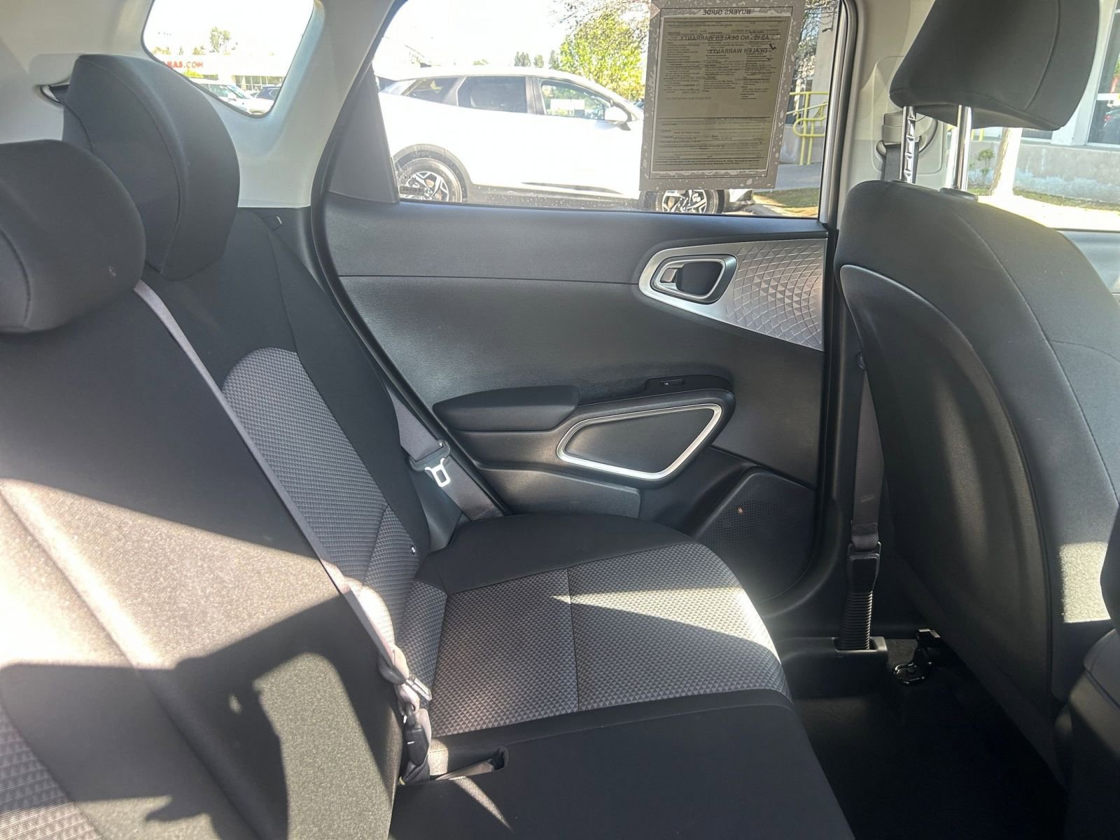 Used 2025 Kia Soul LX w/ LX Technology Package image 35