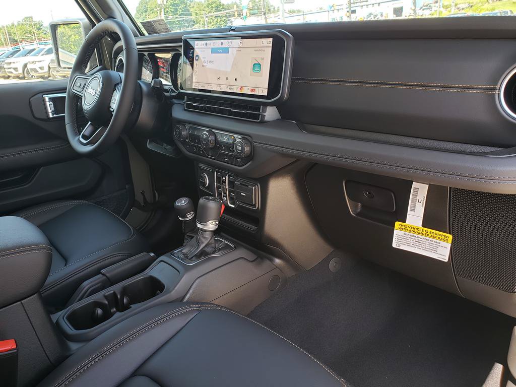 New 2026 Jeep Gladiator Sport AWD/4WD image 18