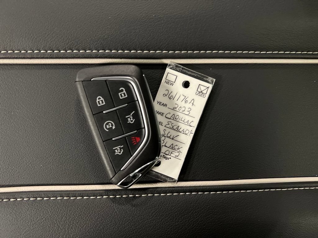 Certified 2023 Cadillac Escalade Premium Luxury w/ LPO, Floor Liner Package AWD/4WD image 30