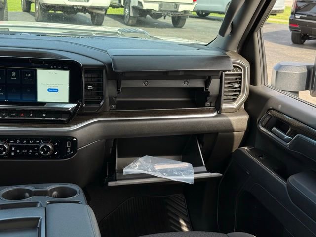 Used 2025 Chevrolet Silverado 2500 LT w/ Convenience Package AWD/4WD image 28