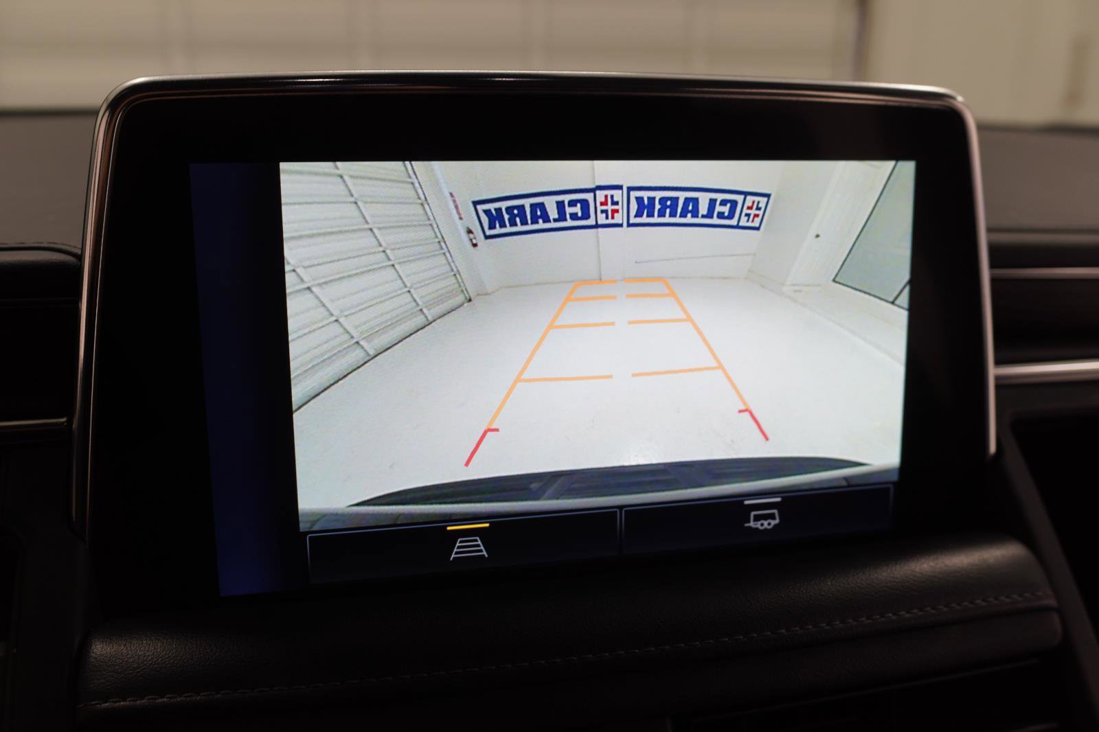 Used 2022 Chevrolet Tahoe LT RWD image 26