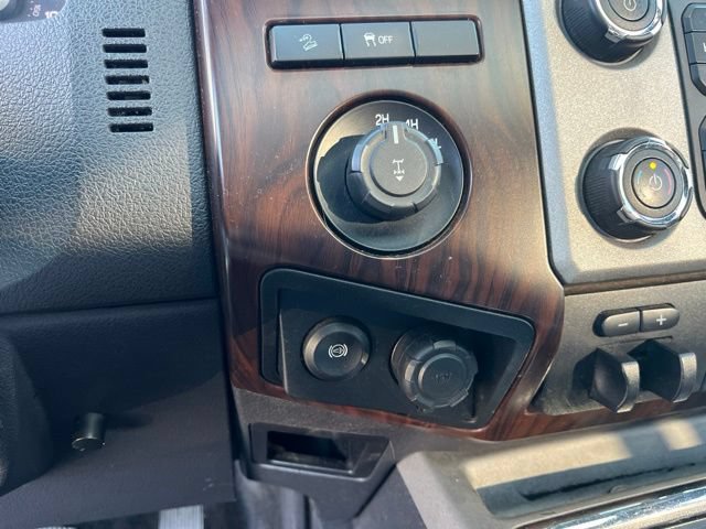 Used 2016 Ford F250 Lariat w/ Lariat Ultimate Package AWD/4WD image 21