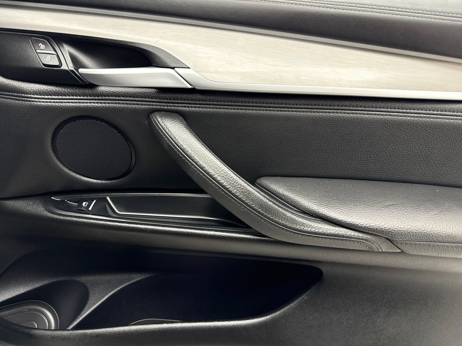 Used 2016 BMW X6 sDrive35i w/ XLine Package image 44