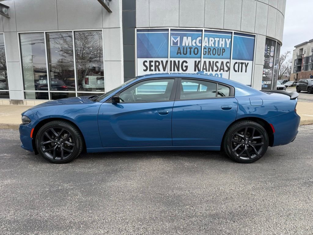 Used 2023 Dodge Charger SXT w/ Blacktop Package image 2
