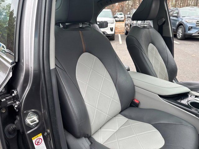 Used 2018 Toyota Camry XLE image 23