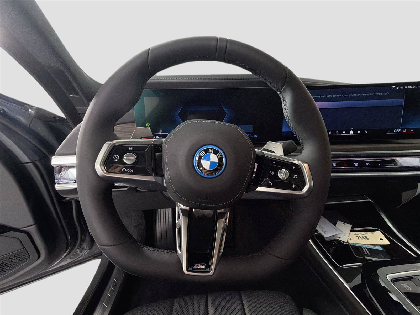 New 2026 BMW 750e xDrive AWD/4WD image 21