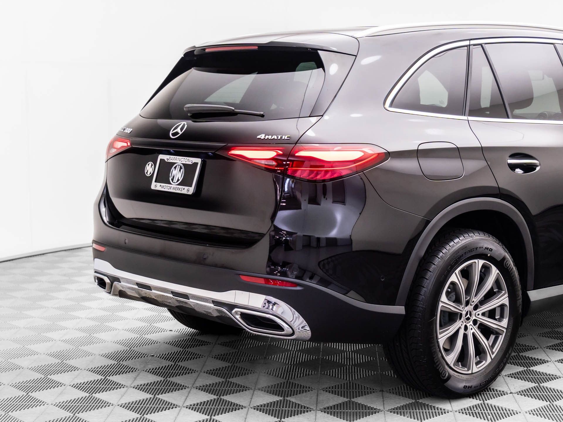 New 2025 Mercedes-Benz GLC 300 4MATIC image 34