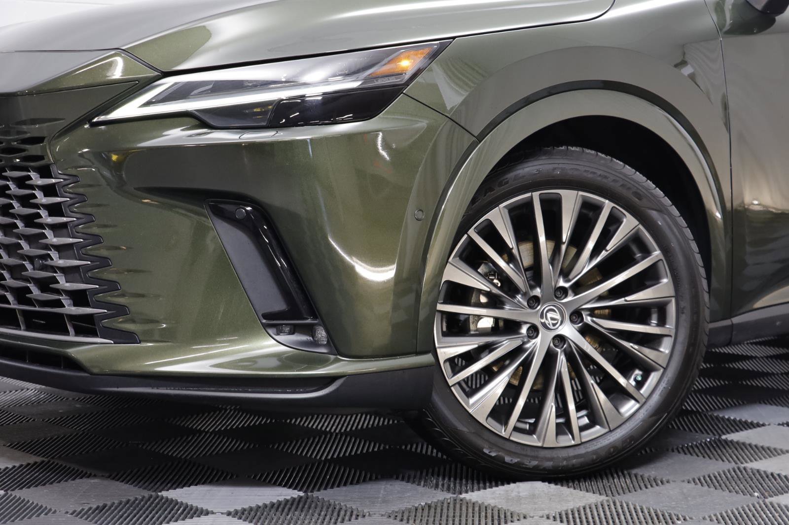 Used 2023 Lexus RX 350 RX 350 Luxury w/ Accessory Package image 3