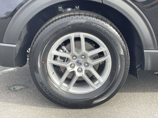 New 2026 Ford Explorer Active w/ Active Comfort Package RWD image 7