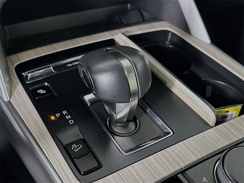 Certified 2025 MAZDA CX-70 Plug-In Hybrid w/ Premium Pkg image 22