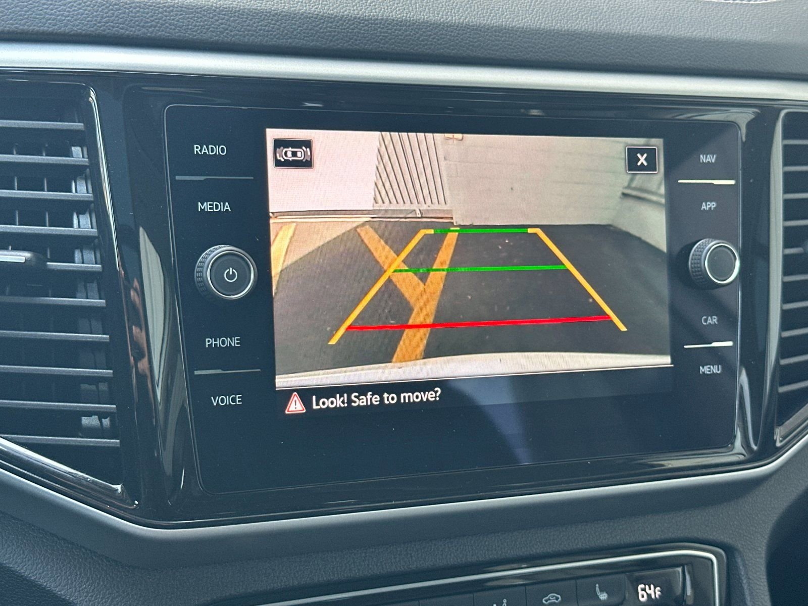 Used 2023 Volkswagen Atlas SEL image 18