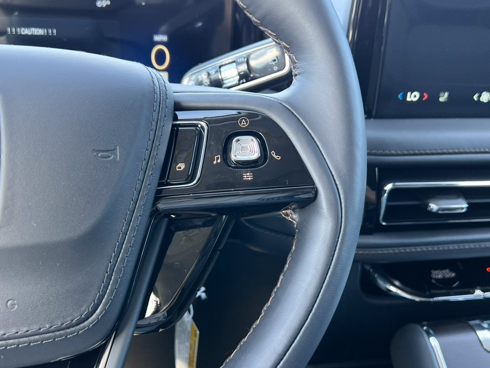 New 2027 Lincoln Aviator Reserve AWD/4WD image 22