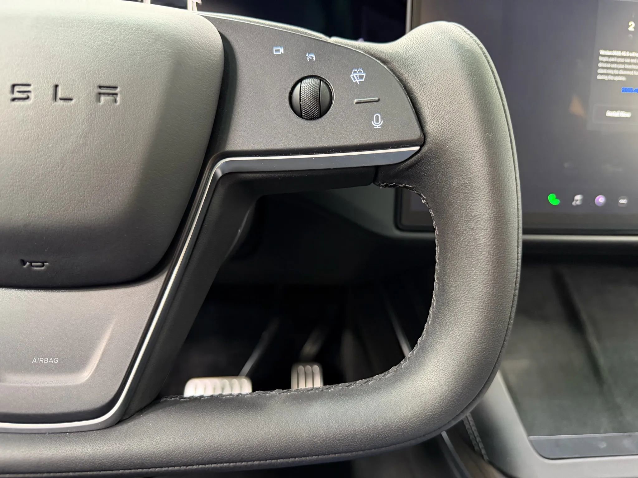 Used 2023 Tesla Model X image 35