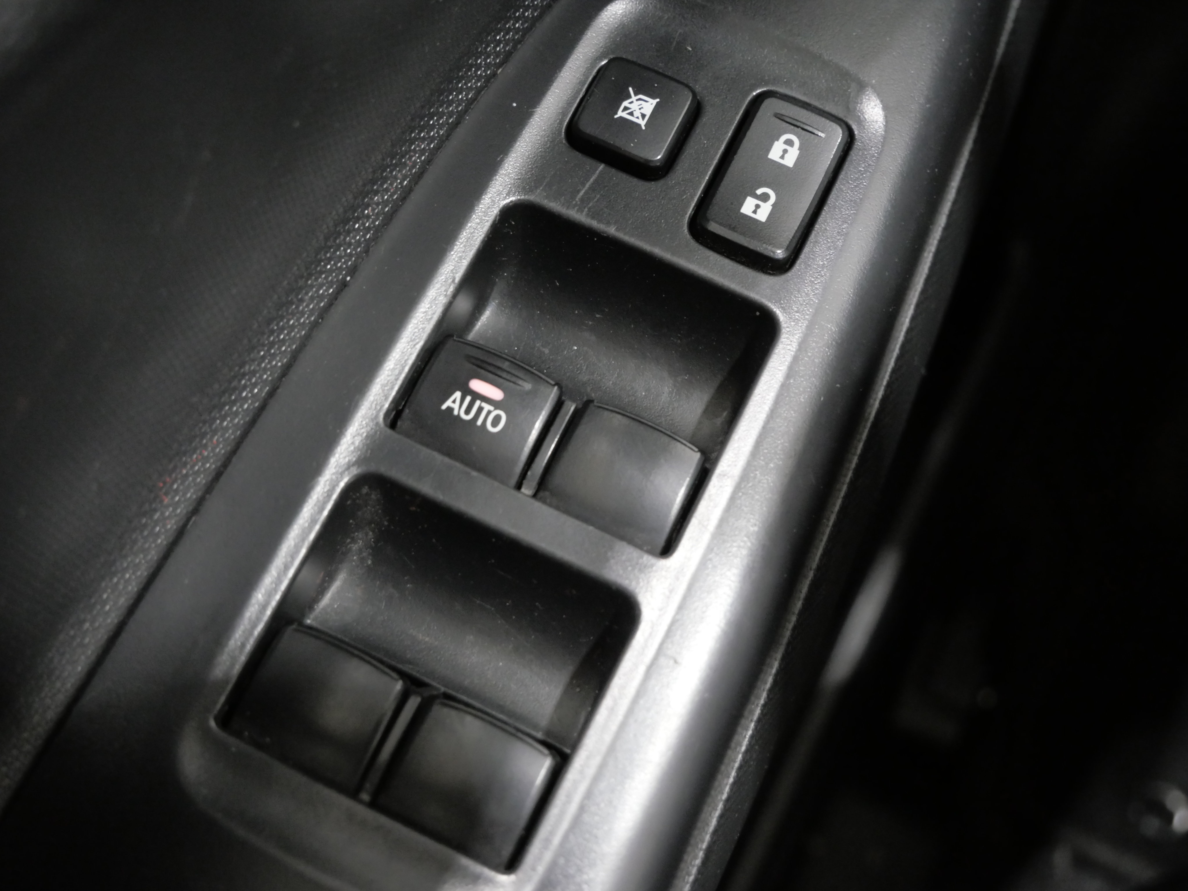 Used 2024 Mitsubishi Mirage ES FWD image 12