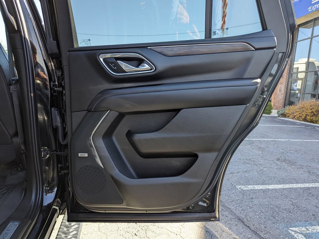 Used 2023 Chevrolet Tahoe Z71 AWD/4WD image 38