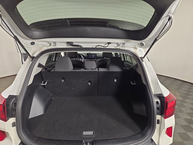 Certified 2023 Kia Seltos LX image 32