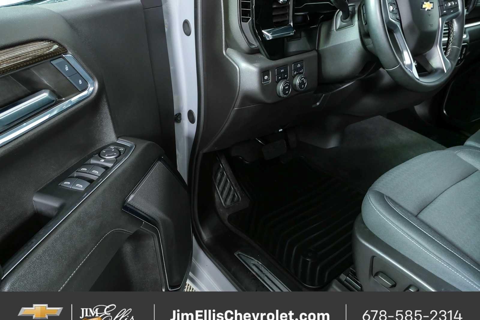 Certified 2024 Chevrolet Silverado 1500 LT AWD/4WD image 7