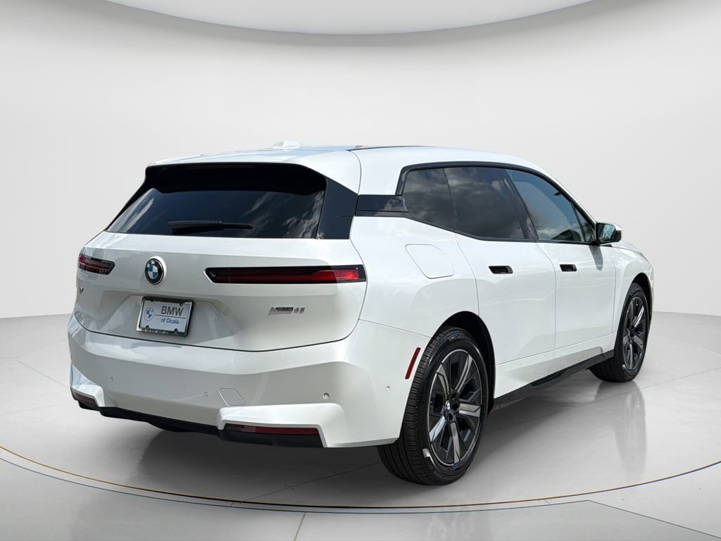 New 2026 BMW iX xDrive45 image 7