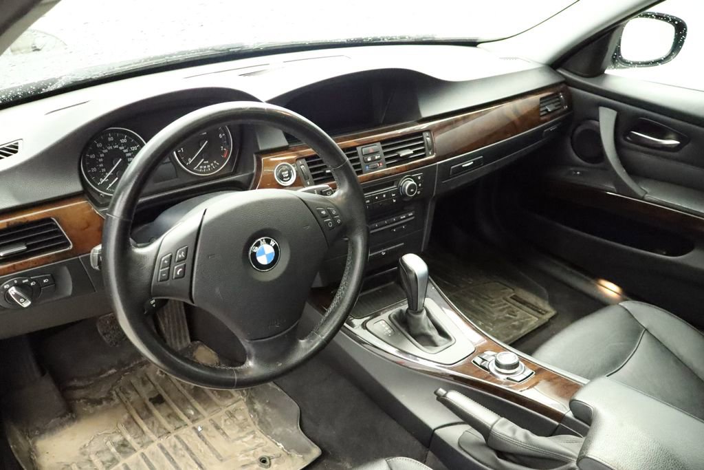 Used 2011 BMW 328i xDrive Sedan image 25