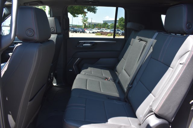 New 2026 Chevrolet Suburban RST w/ Comfort Package AWD/4WD image 16