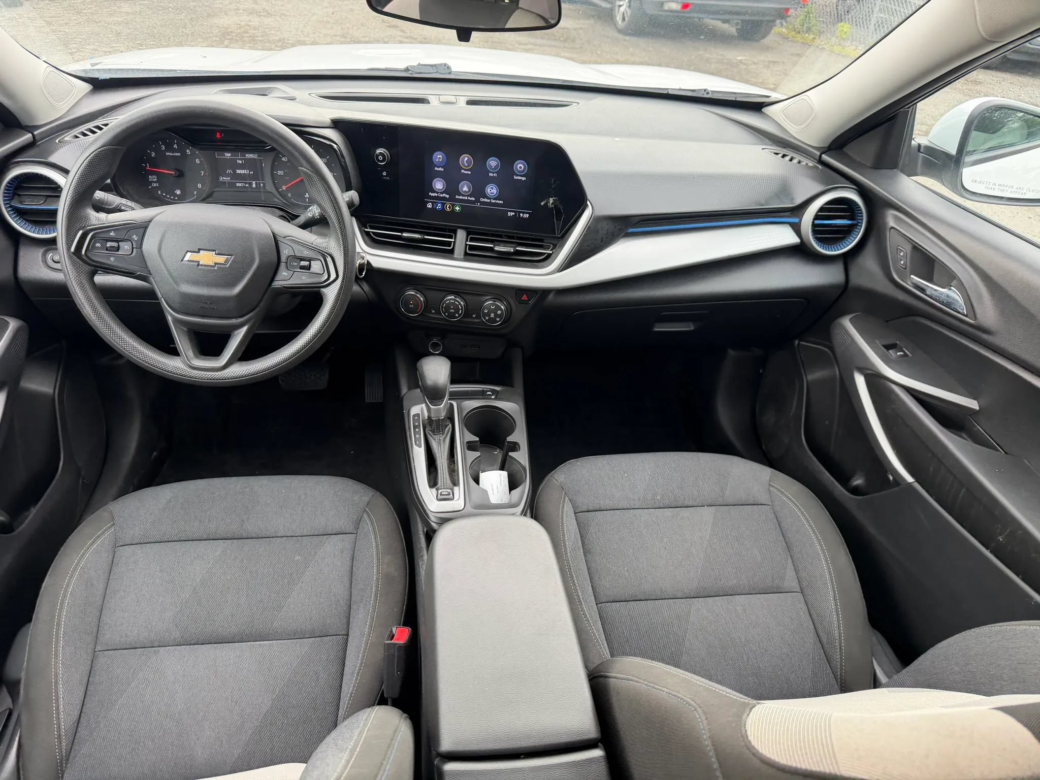 Used 2024 Chevrolet Trax LS w/ LS Convenience Package FWD image 29