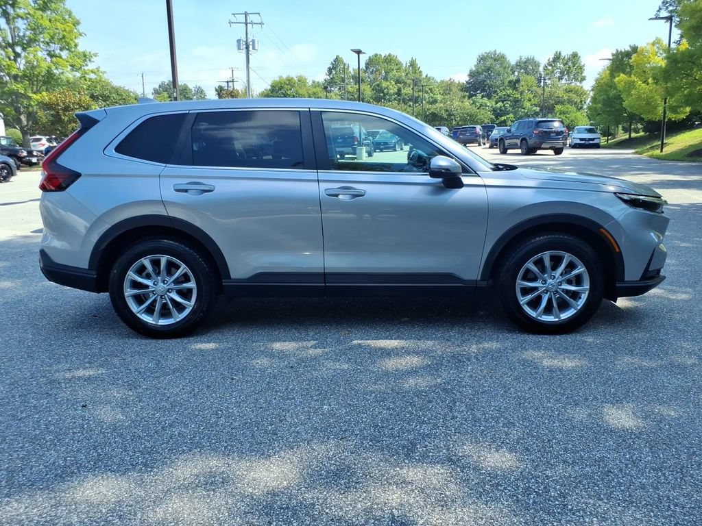 Used 2024 Honda CR-V EX image 3