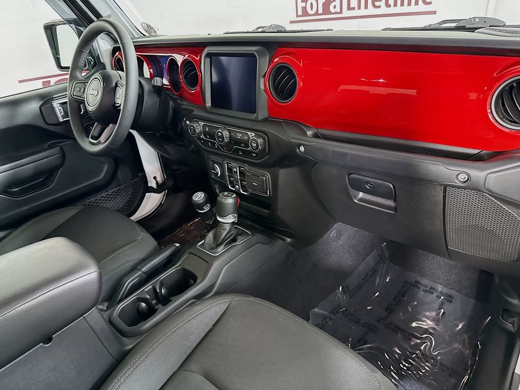 Used 2023 Jeep Gladiator Sport AWD/4WD image 32