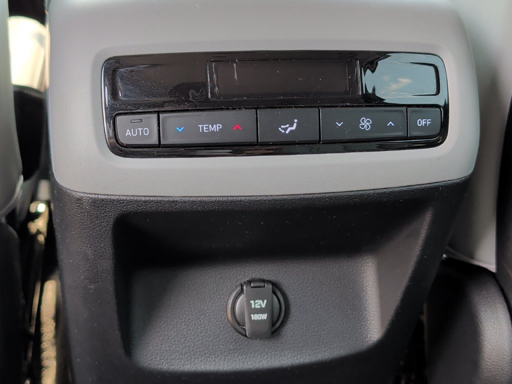 Used 2025 Hyundai Palisade SEL AWD/4WD image 32
